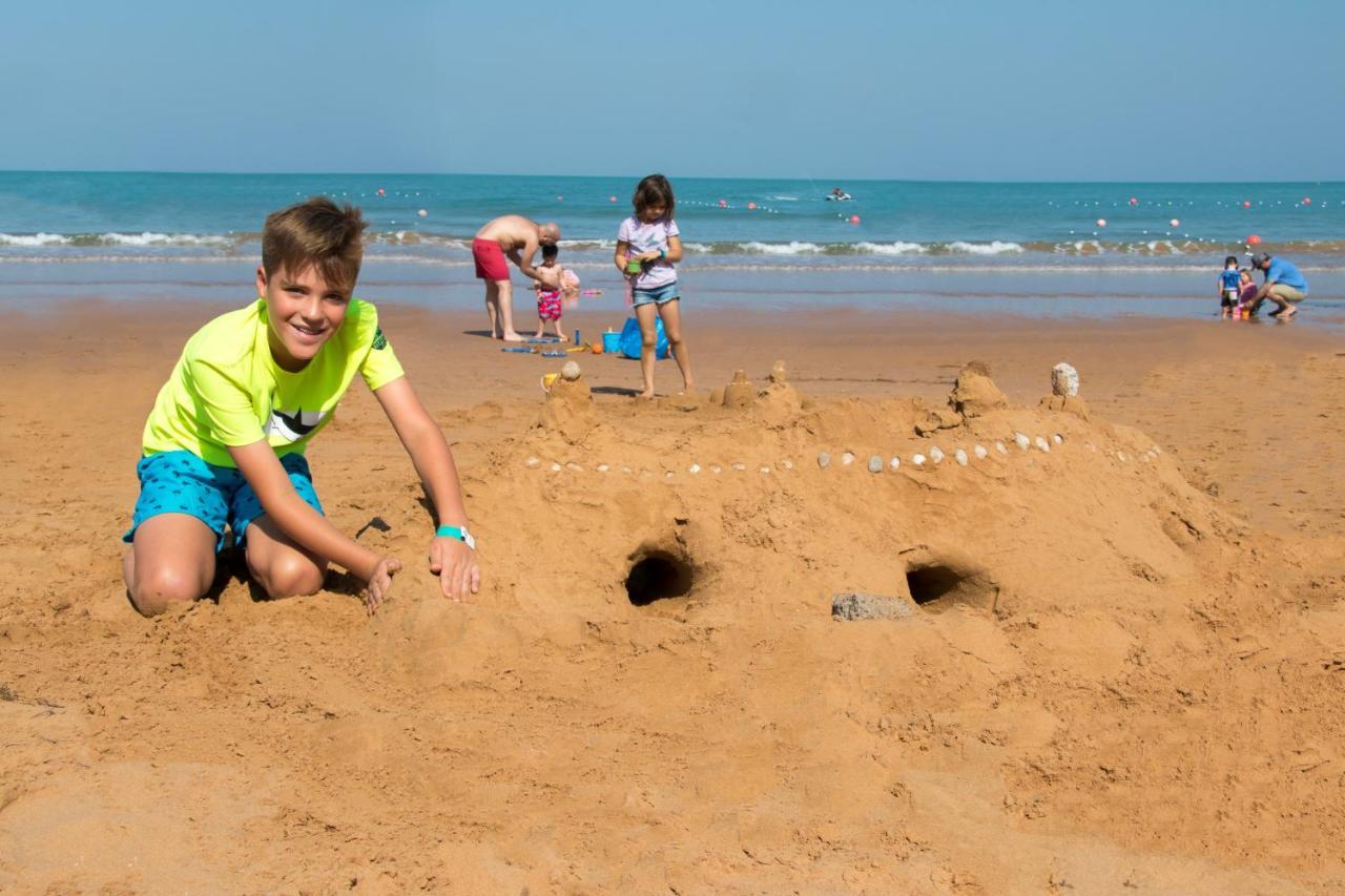 Longbeach Campground Ras al-Khaimah Exteriör bild