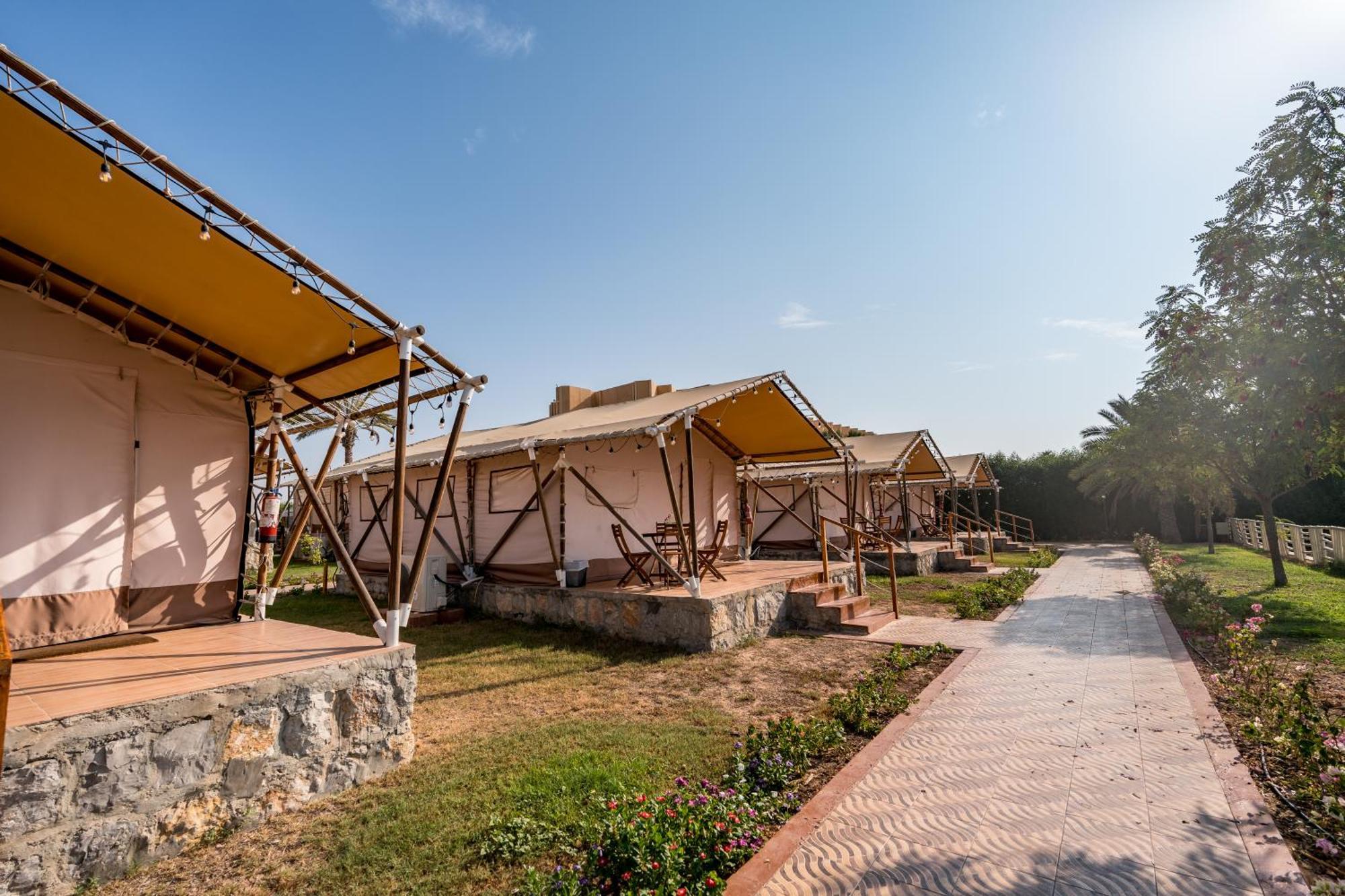 Longbeach Campground Ras al-Khaimah Exteriör bild